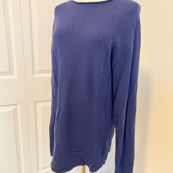 Armani Cashmere Long Sleeve Sweater - Picture 4 of 6